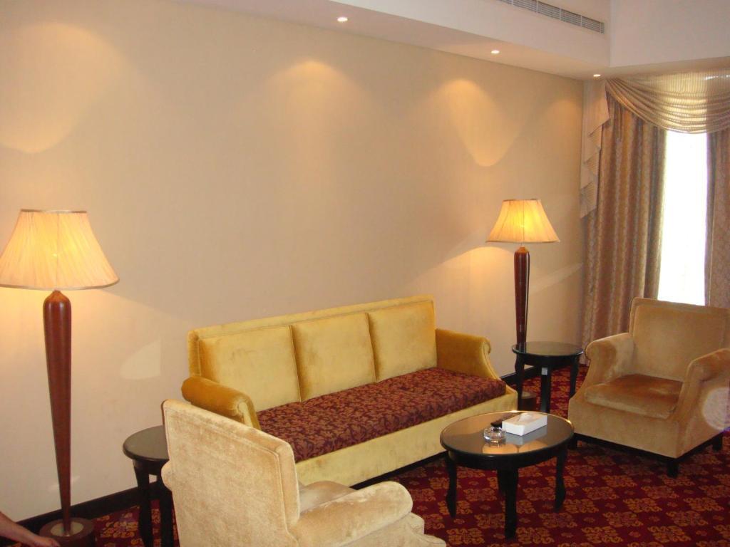 Paragon Hotel Abu Dhabi Room photo