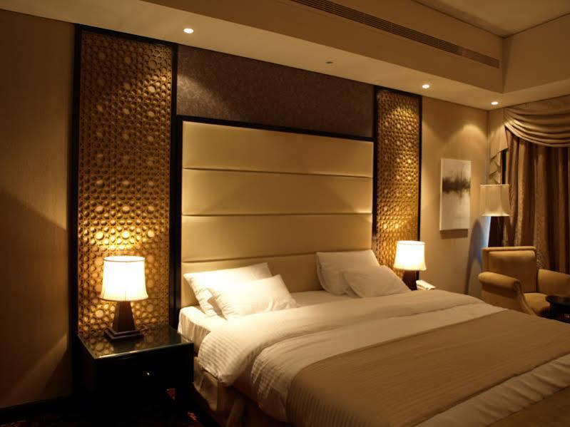 Paragon Hotel Abu Dhabi Exterior photo